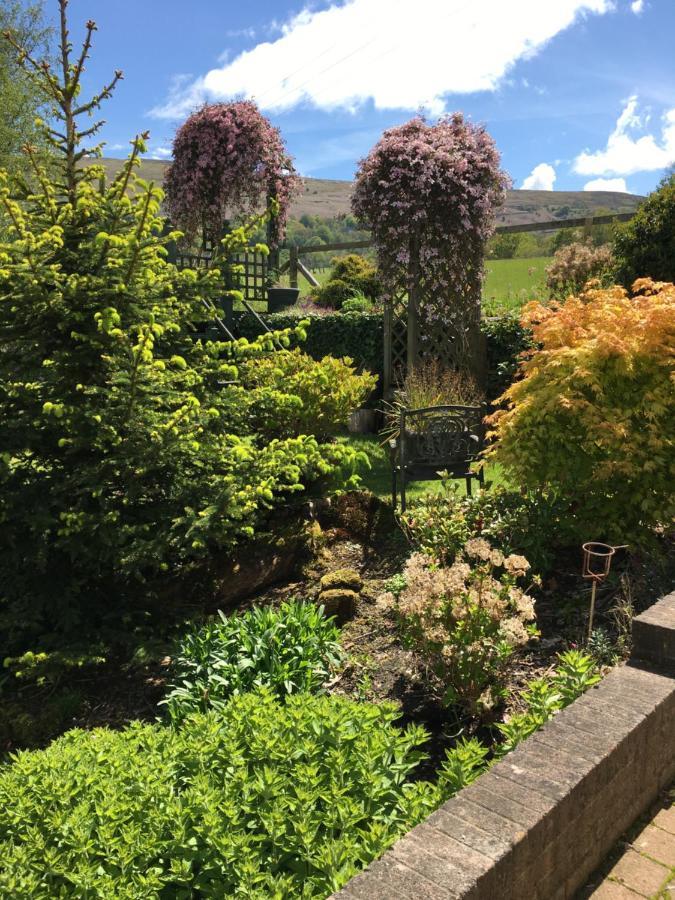 Llanwenarth Cottage A Beautiful Place To Just Be. Abergavenny Exterior photo